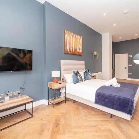 Ferienwohnung Morden Studio Flat Moments Away From Brighton Seafront Exterior foto