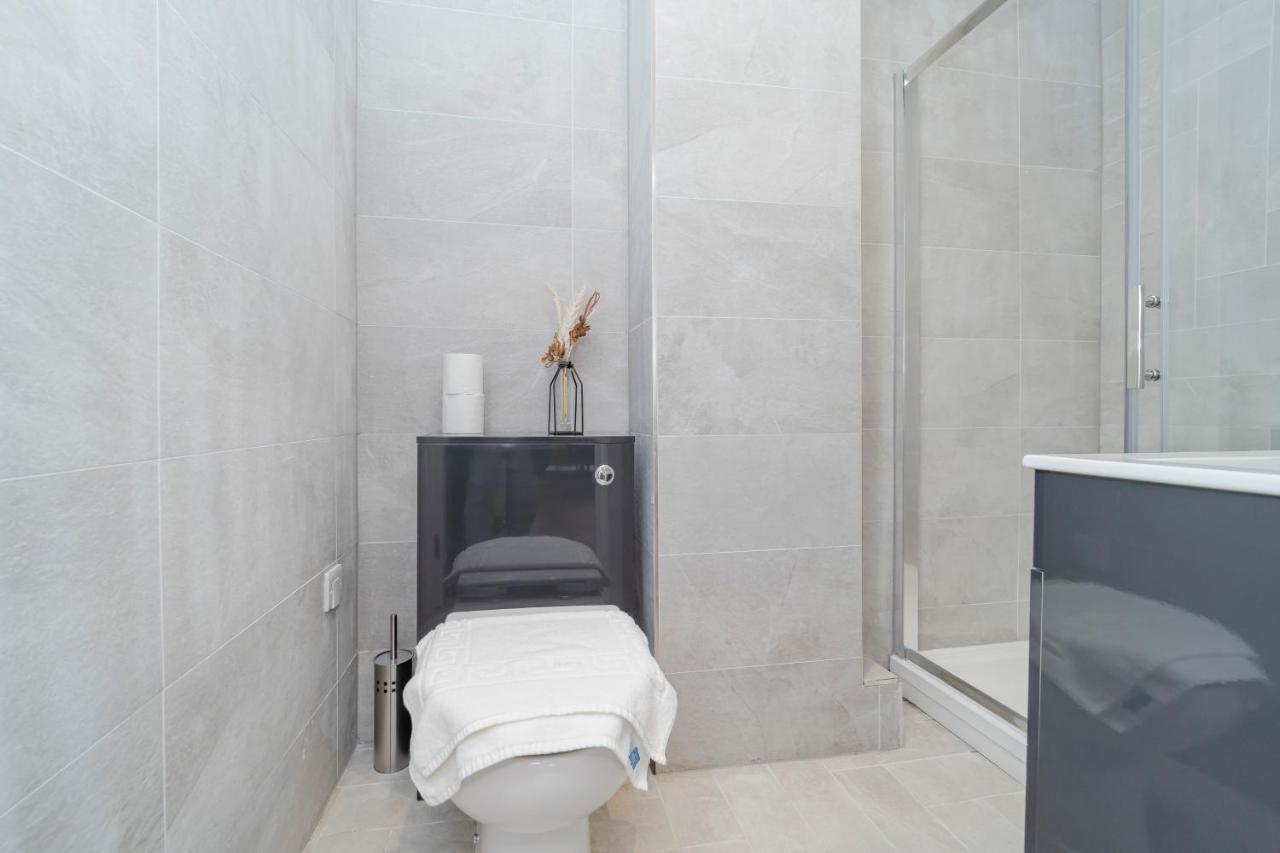 Ferienwohnung Morden Studio Flat Moments Away From Brighton Seafront Exterior foto